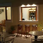 Voula 4* Perissa (Santorini)