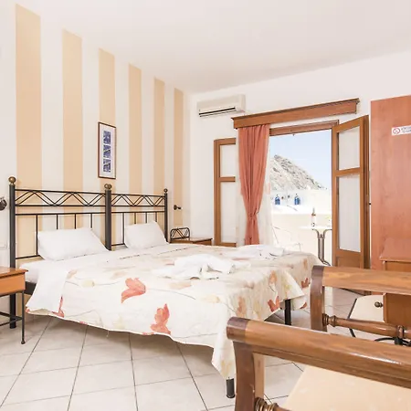 Hotel apartamentowy Voula 4*