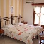 Voula Perísza