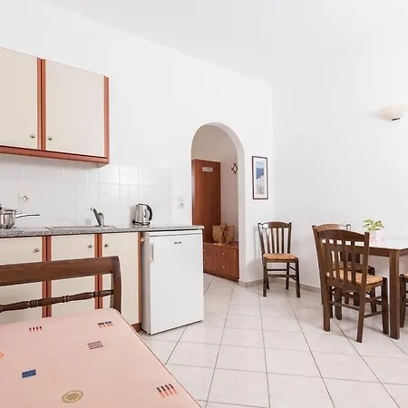 Voula Apart Otel