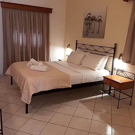 Apart Otel Voula 4*