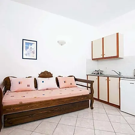 Apart Otel Voula 4*