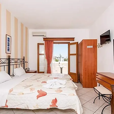 Apart Otel Voula Perissa (Santorini)