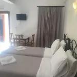 Aparthotel Voula Perissa (Santorini)
