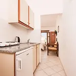 Aparthotel Voula Perissa (Santorini)