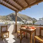 Voula Lägenhetshotell Perissa (Santorini)