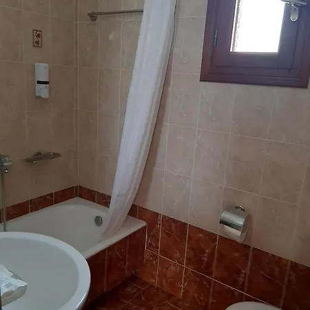 Voula Ξενοδοχείο με διαμερίσματα Περίσσα