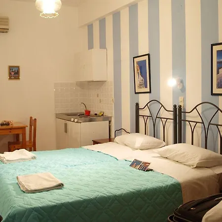 Voula Perissa (Santorini)