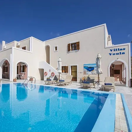 Voula Aparthotel Perissa (Santorini)
