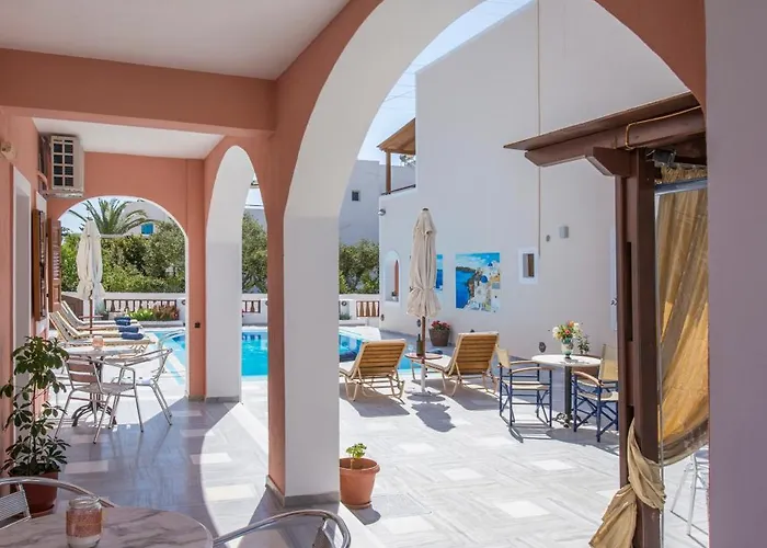 Apartmanhotel Voula 4*